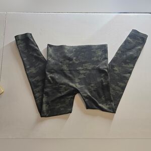 SPANX Green and Black High-Waist Leggings